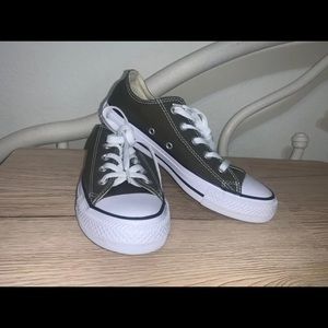 New Green Converse womans 6